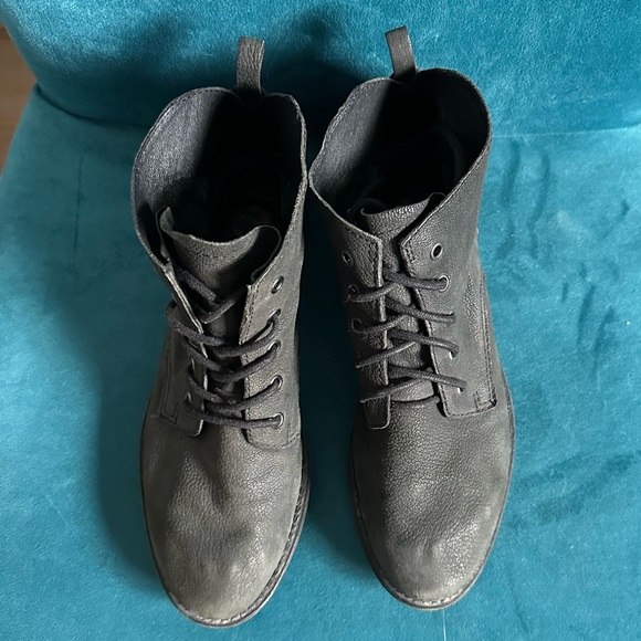 Sam Edelman Mare Distressed Black Oiled Suede Lace Up Boot - Size 7.5 - Picture 3 of 7